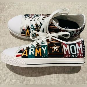 Army Mom/Women’s Size 8.5 Sneakers